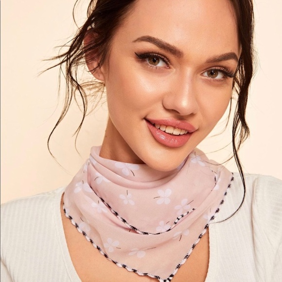 LAST ONE! Face Mask / Scarf - Picture 2 of 6